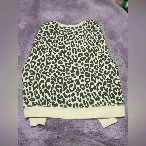 Grayson/Threads Large Animal Print Sweatshirt - Picture 2 of 5